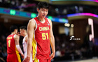 楊瀚森NBA創(chuàng)歷史，第16順位入局，山東賀信來。